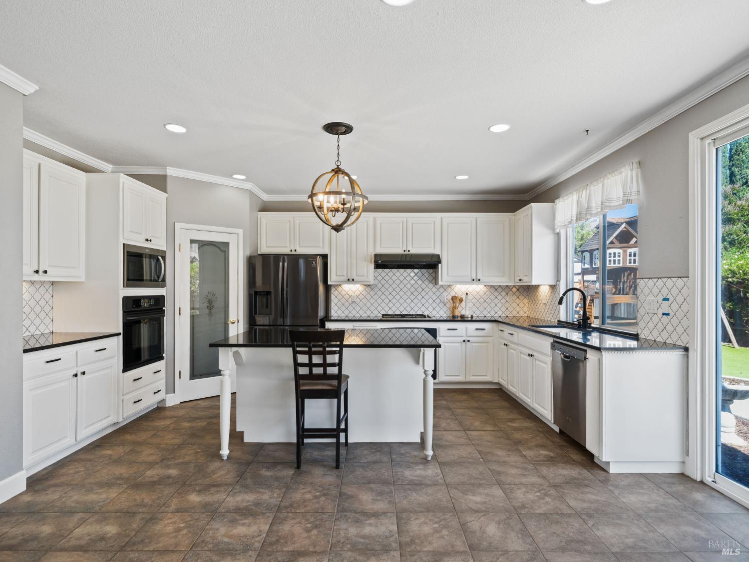 Detail Gallery Image 41 of 72 For 630 Purple Martin Dr, Vacaville,  CA 95687 - 5 Beds | 3/1 Baths