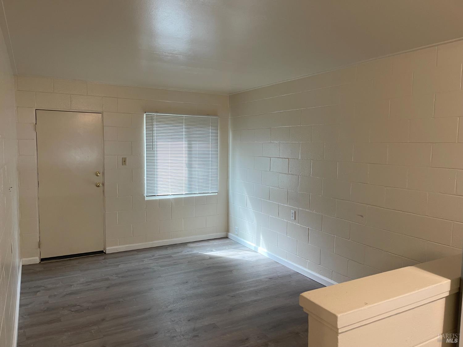 Detail Gallery Image 10 of 18 For 560 Talmage Rd, Ukiah,  CA 95482 - – Beds | – Baths