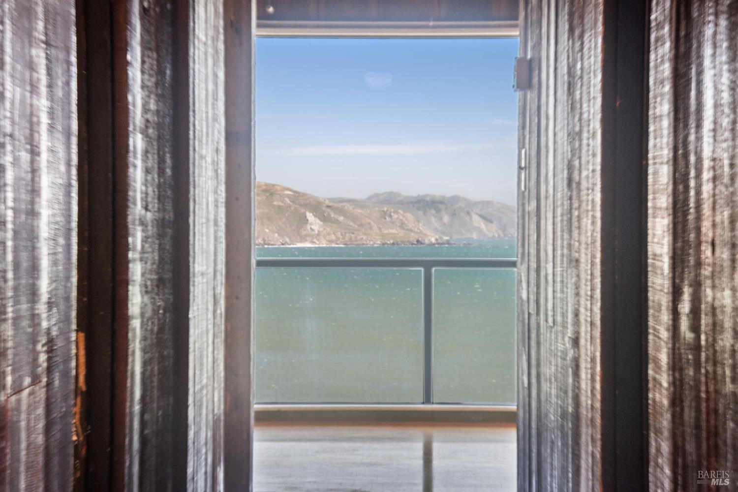 Detail Gallery Image 31 of 52 For 71 Crescente Ave, Bolinas,  CA 94924 - 3 Beds | 2 Baths