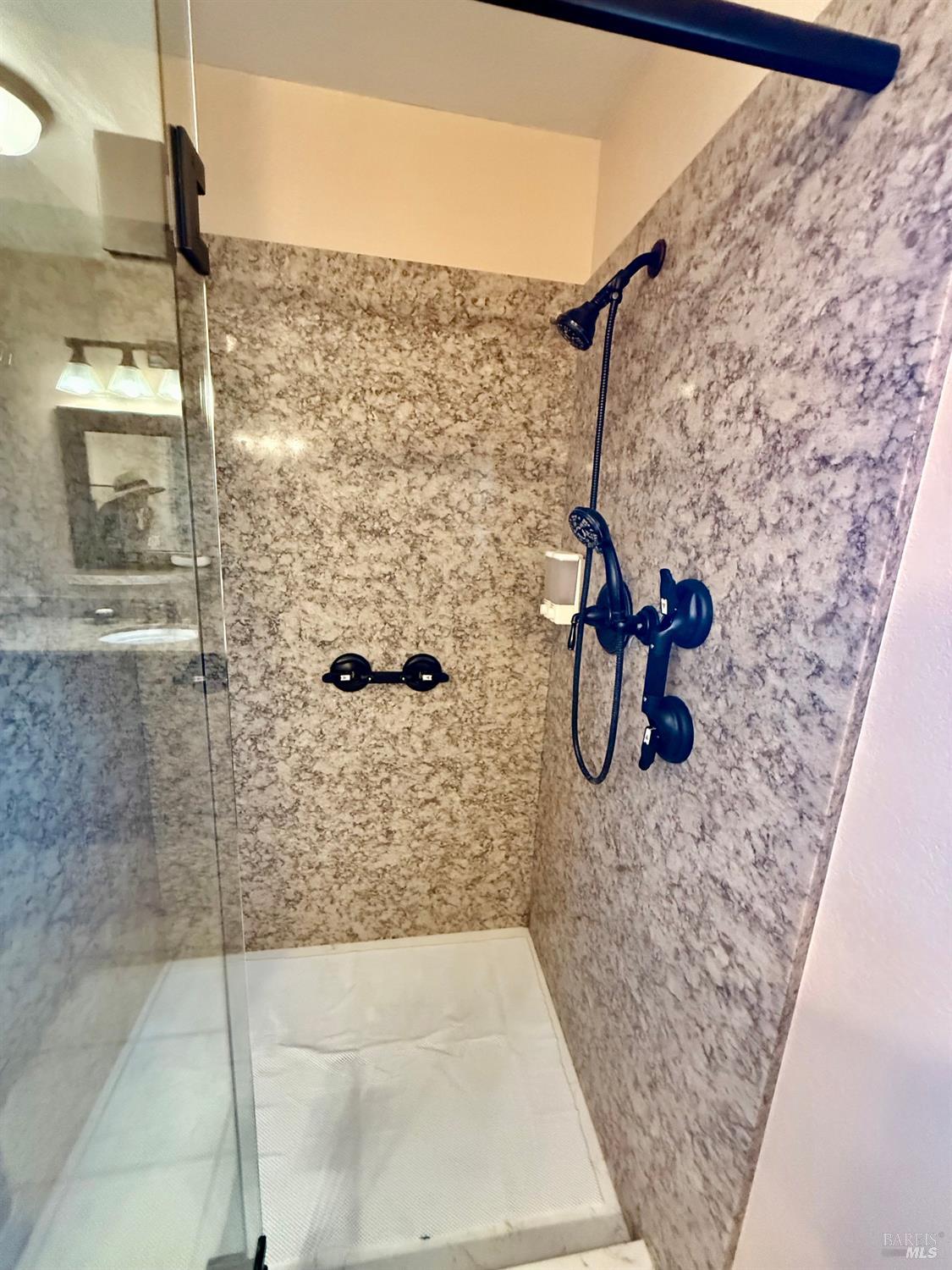 Detail Gallery Image 14 of 18 For 976 Slate Dr #4000,  Santa Rosa,  CA 95405 - 3 Beds | 3 Baths