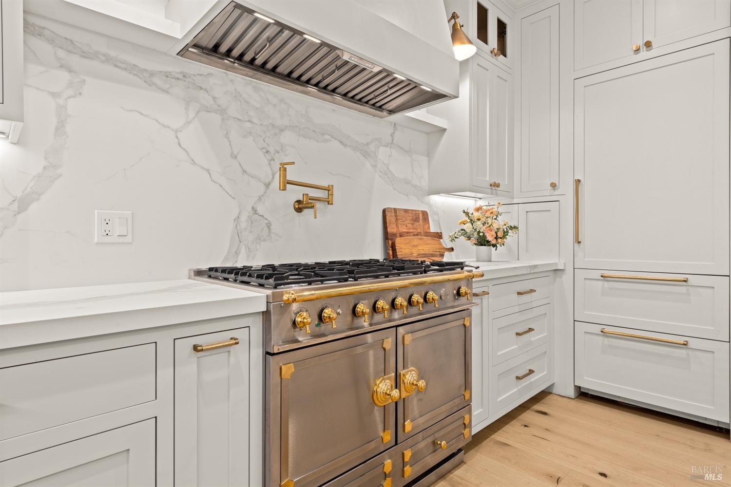 Detail Gallery Image 25 of 99 For 681 S Fitch Mountain Rd, Healdsburg,  CA 95448 - 5 Beds | 4 Baths