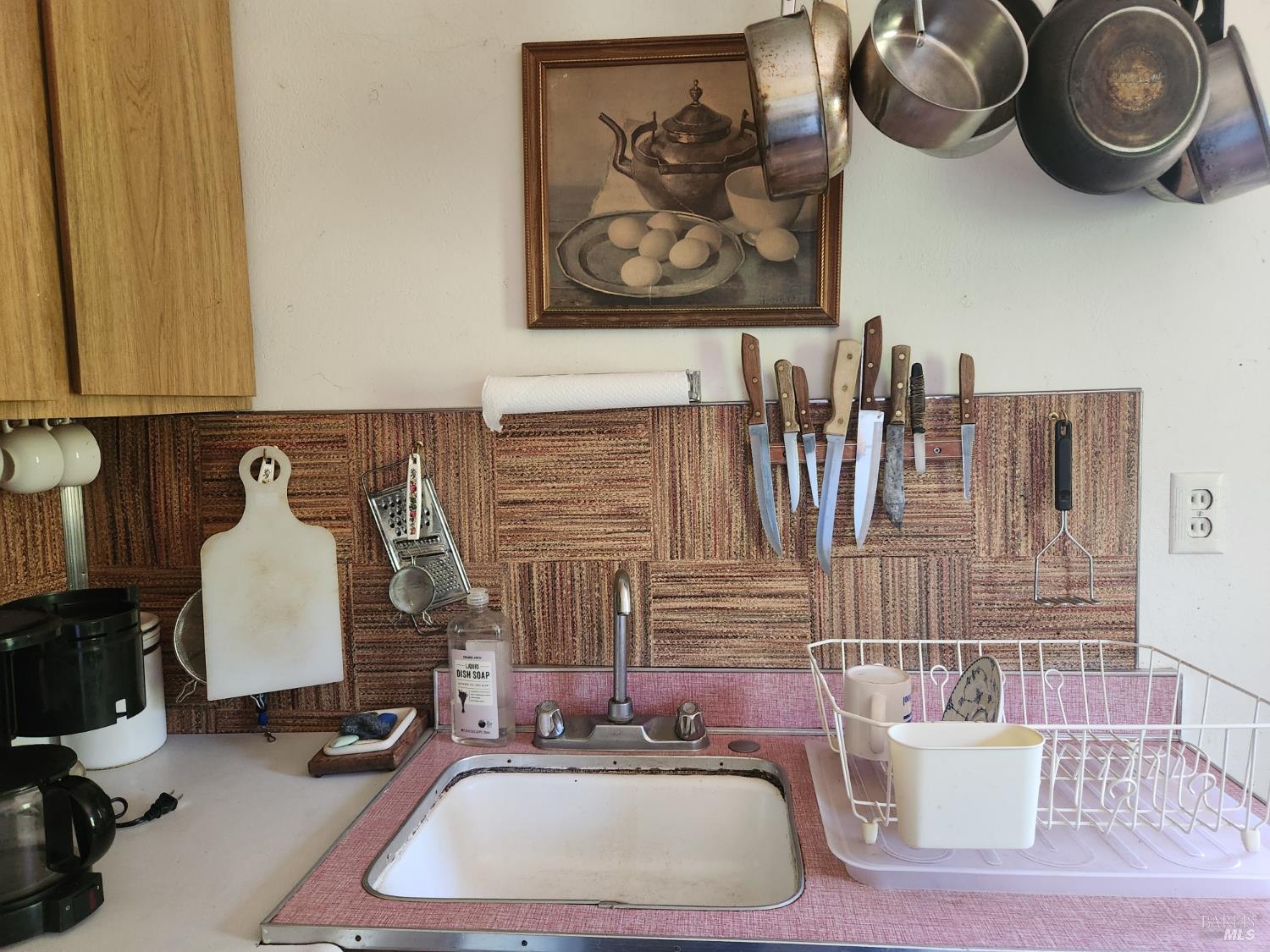 Detail Gallery Image 12 of 21 For 25500 Fairbanks Ln, Covelo,  CA 95428 - 1 Beds | 1 Baths