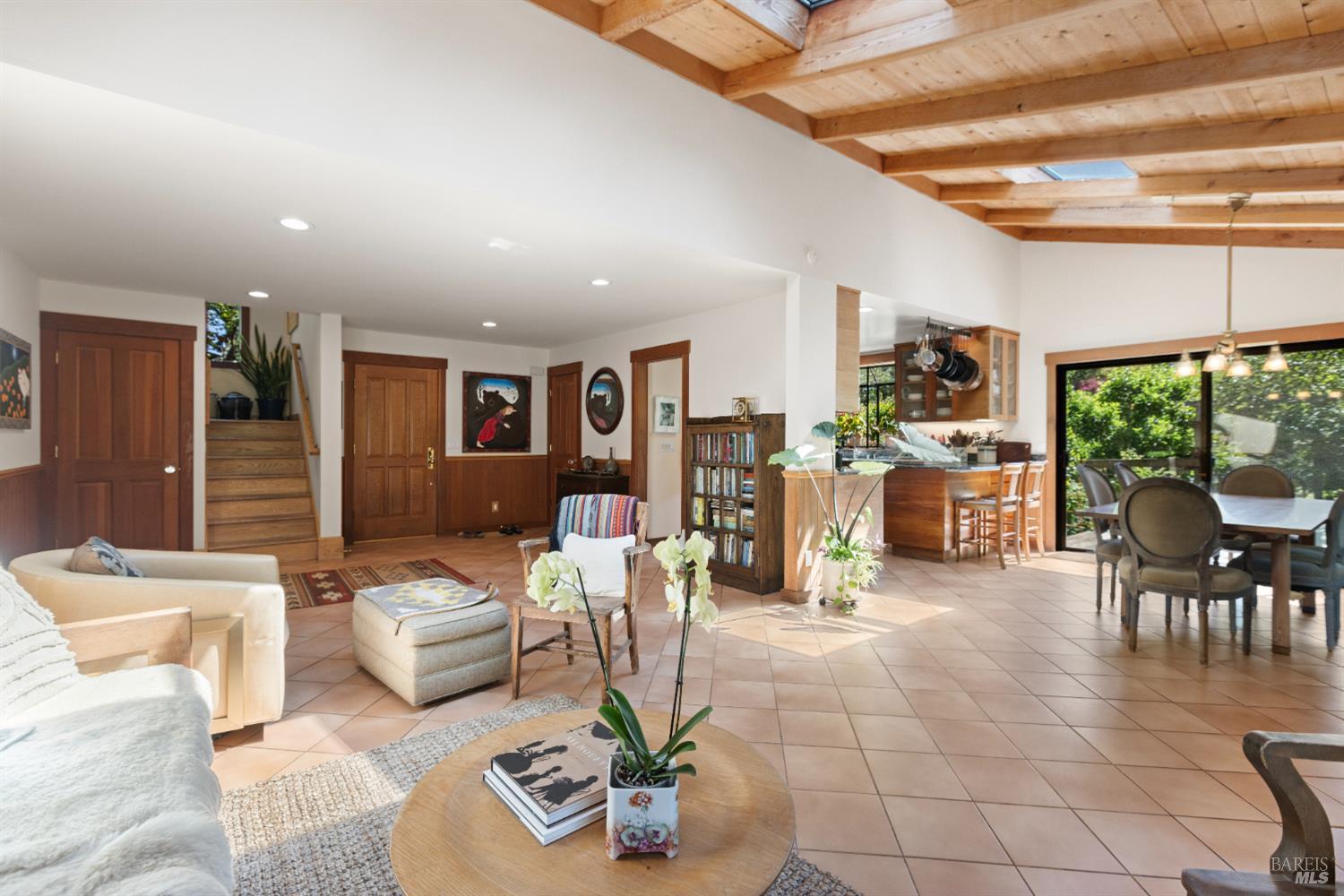 Detail Gallery Image 7 of 53 For 7 Linsdale Ln, Point Reyes Station,  CA 94956 - 3 Beds | 2 Baths