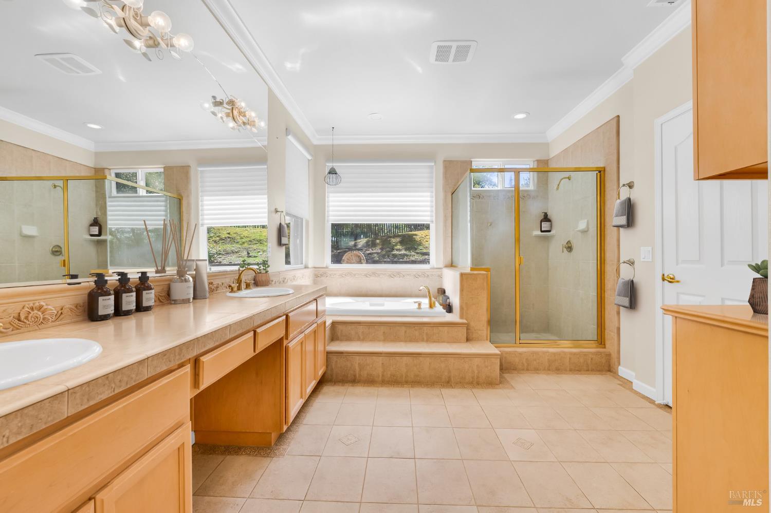 Detail Gallery Image 31 of 58 For 3431 Terra Linda Dr, Santa Rosa,  CA 95404 - 3 Beds | 3/1 Baths