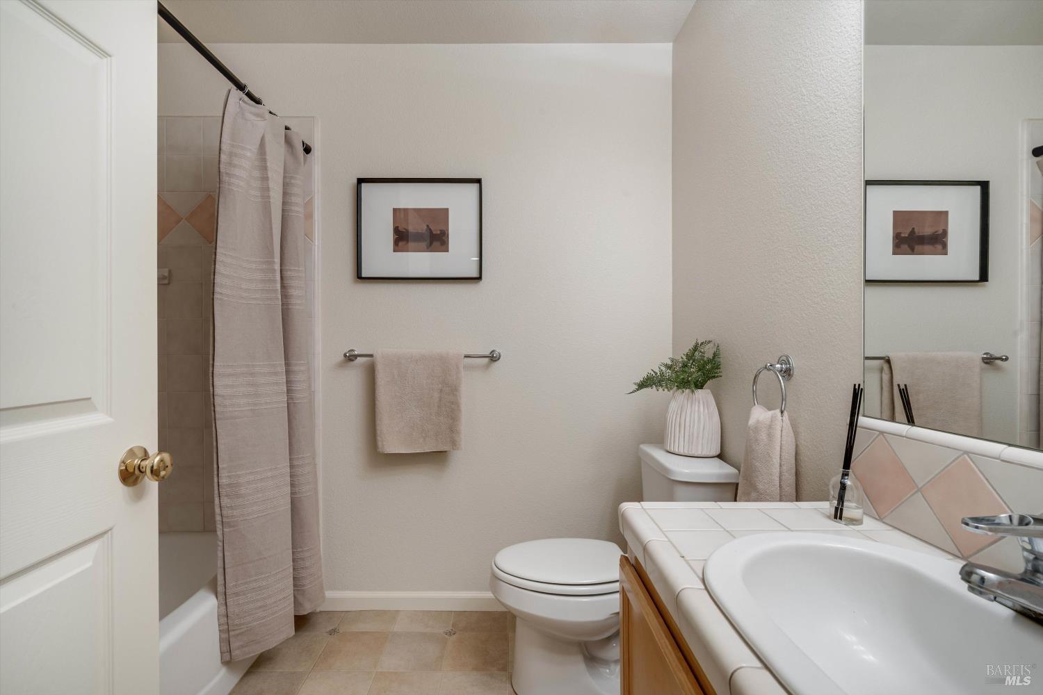 Detail Gallery Image 24 of 54 For 466 Pratt Ave, Saint Helena,  CA 94574 - 4 Beds | 4/1 Baths