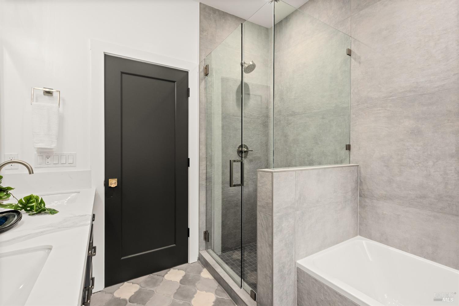 Detail Gallery Image 46 of 99 For 681 S Fitch Mountain Rd, Healdsburg,  CA 95448 - 5 Beds | 4 Baths