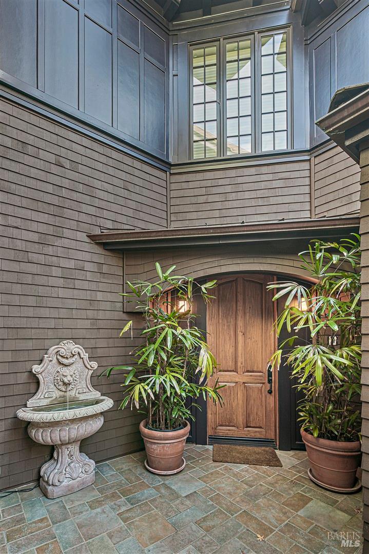 Detail Gallery Image 28 of 33 For 44 De Silva Island Dr, Mill Valley,  CA 94941 - 3 Beds | 2/1 Baths