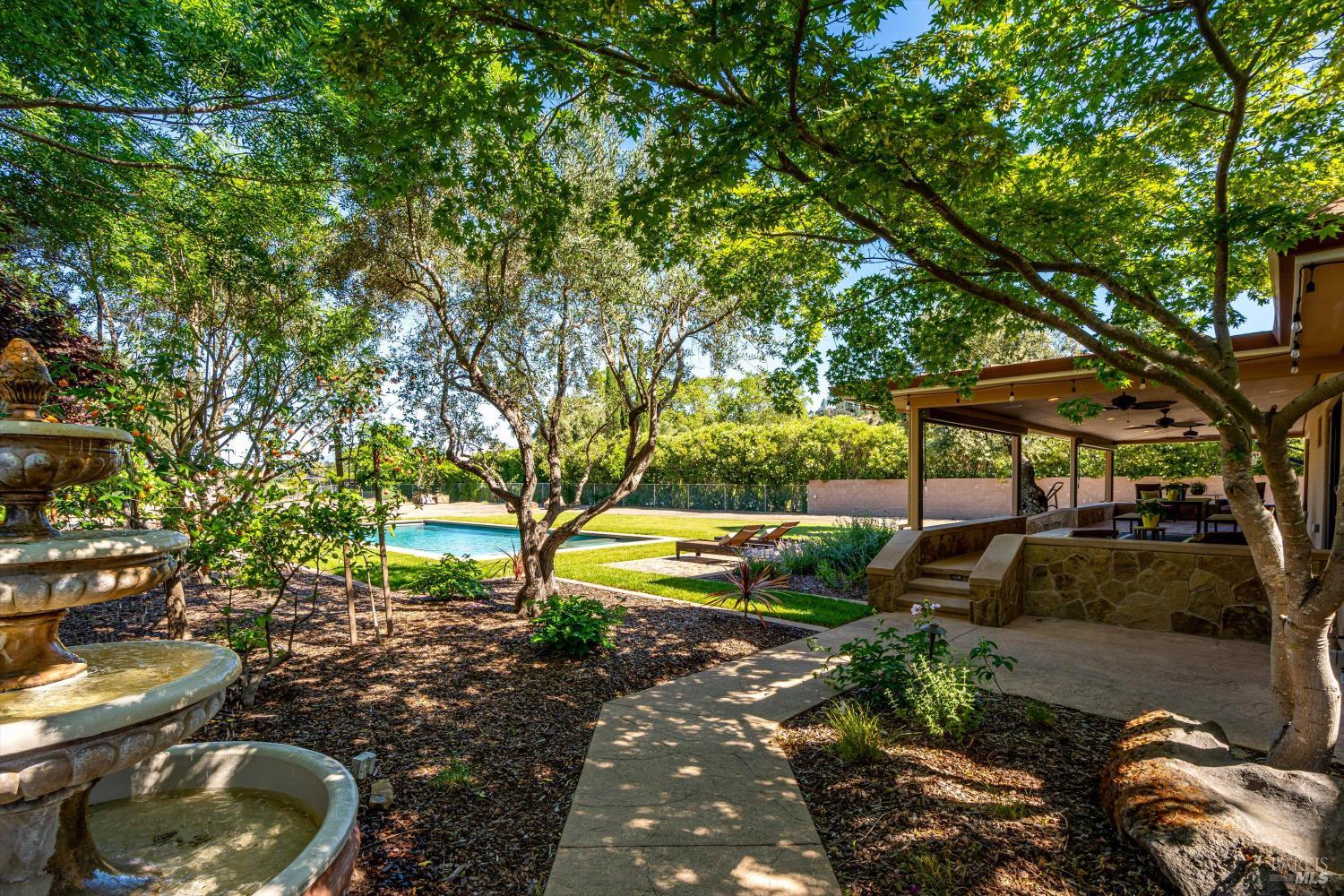 Detail Gallery Image 43 of 54 For 466 Pratt Ave, Saint Helena,  CA 94574 - 4 Beds | 4/1 Baths
