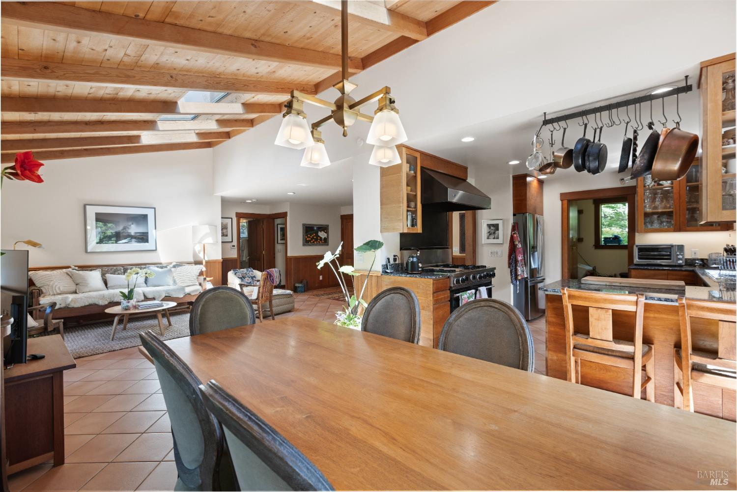 Detail Gallery Image 9 of 53 For 7 Linsdale Ln, Point Reyes Station,  CA 94956 - 3 Beds | 2 Baths