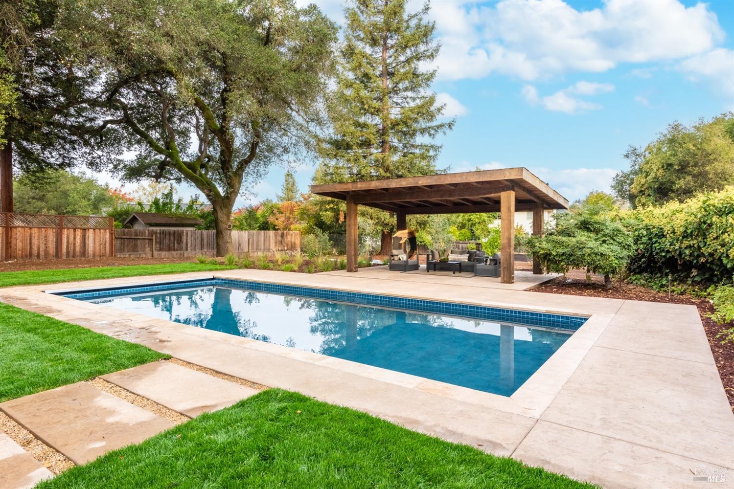 Detail Gallery Image 73 of 99 For 681 S Fitch Mountain Rd, Healdsburg,  CA 95448 - 5 Beds | 4 Baths