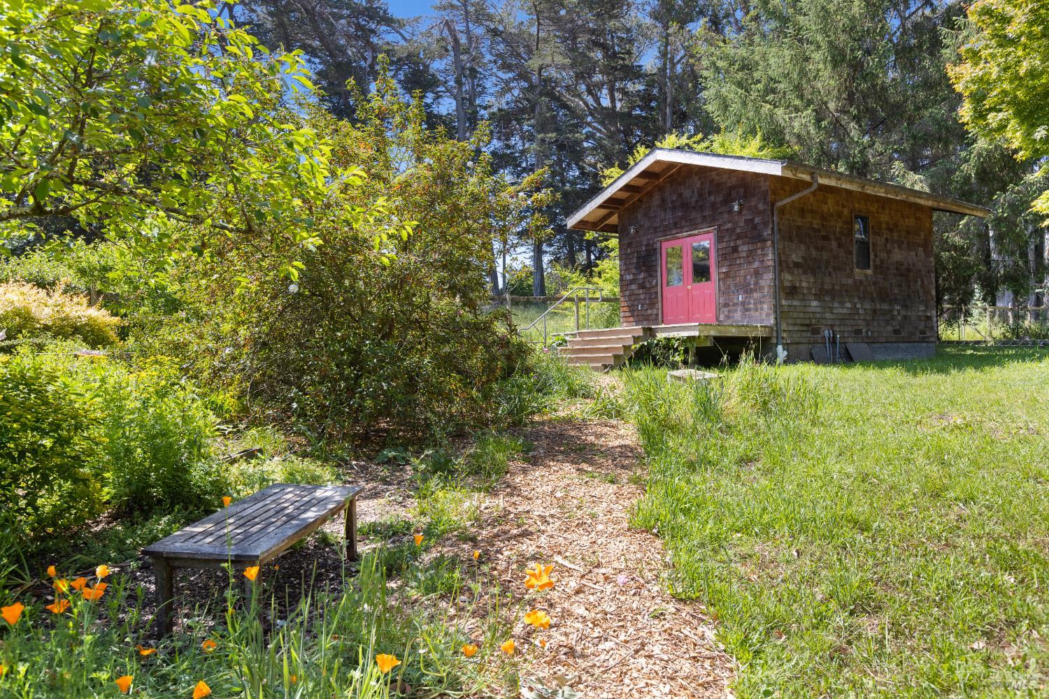 Detail Gallery Image 41 of 53 For 7 Linsdale Ln, Point Reyes Station,  CA 94956 - 3 Beds | 2 Baths