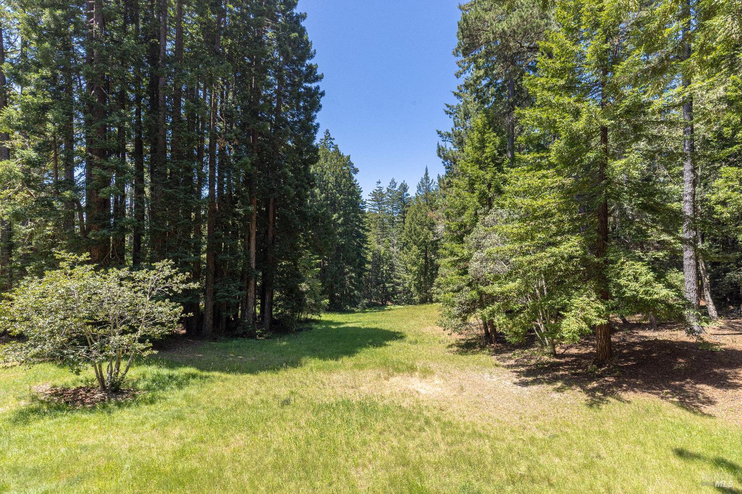 Detail Gallery Image 38 of 44 For 22111 Umland Cir, Jenner,  CA 95450 - 3 Beds | 2 Baths