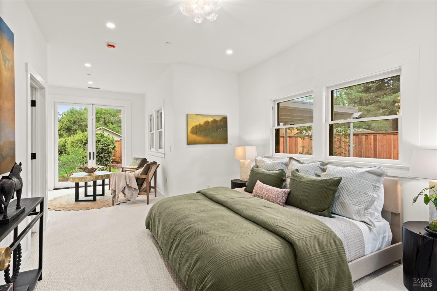 Detail Gallery Image 15 of 99 For 681 S Fitch Mountain Rd, Healdsburg,  CA 95448 - 5 Beds | 4 Baths