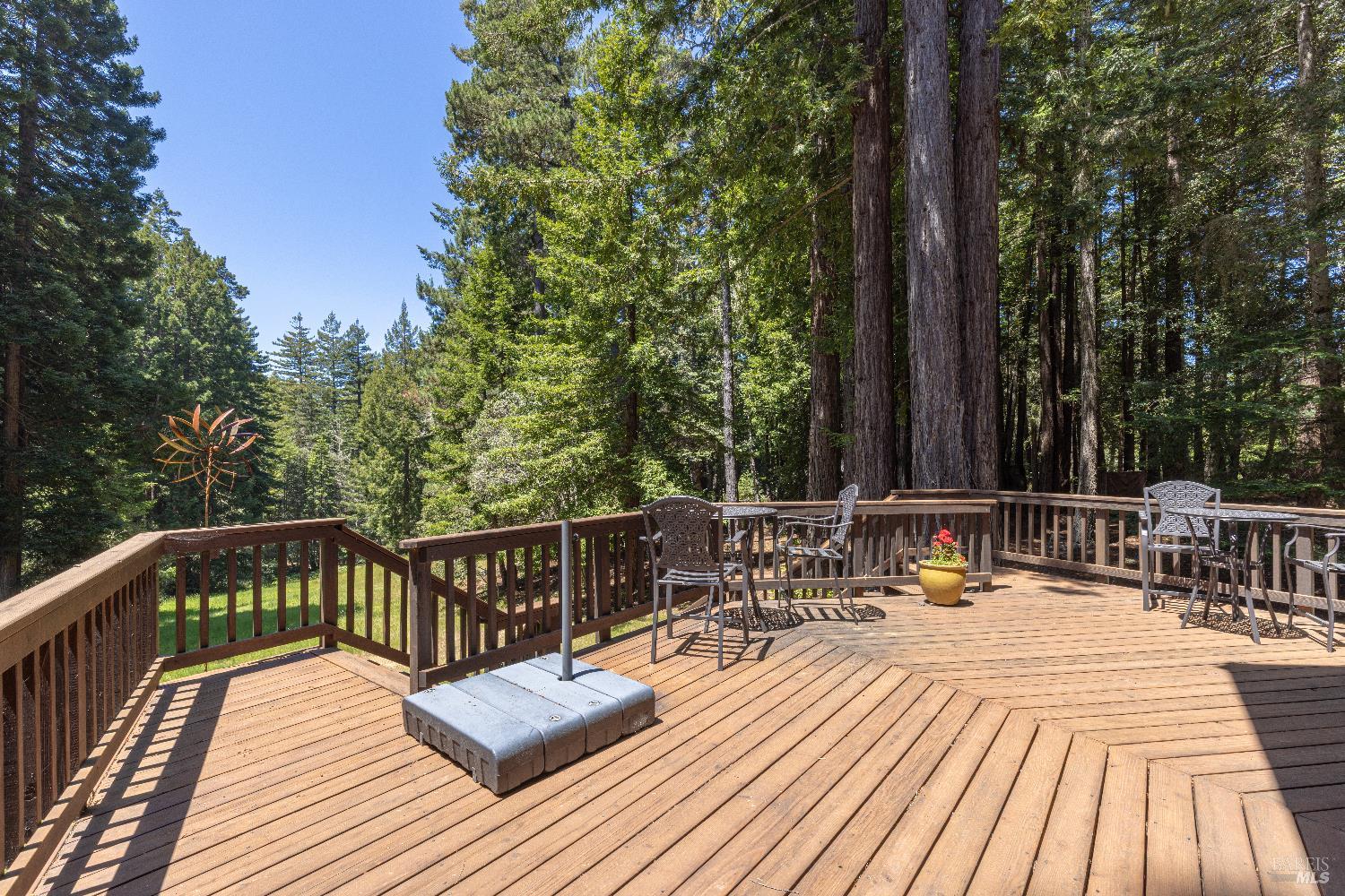Detail Gallery Image 6 of 44 For 22111 Umland Cir, Jenner,  CA 95450 - 3 Beds | 2 Baths