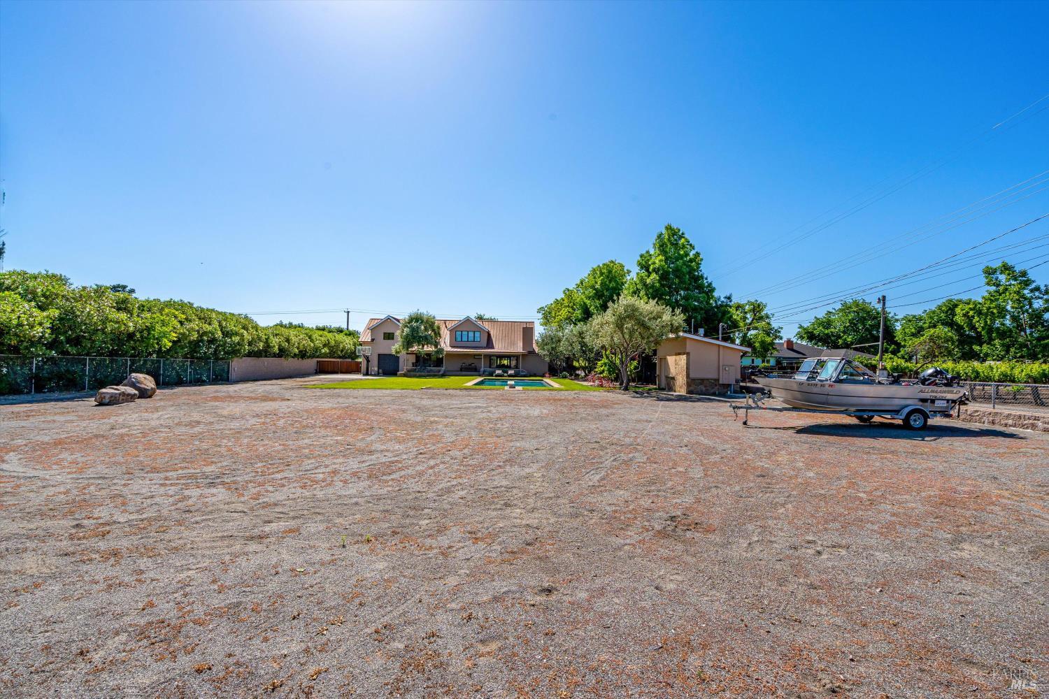 Detail Gallery Image 45 of 54 For 466 Pratt Ave, Saint Helena,  CA 94574 - 4 Beds | 4/1 Baths