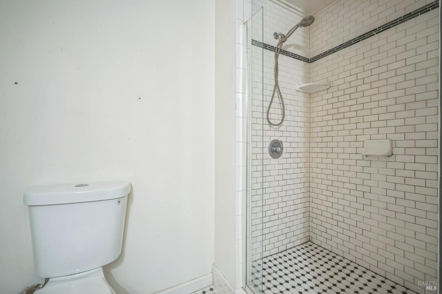 Detail Gallery Image 17 of 31 For 17355 Hwy 116 Unkn, Guerneville,  CA 95446 - 1 Beds | 1 Baths