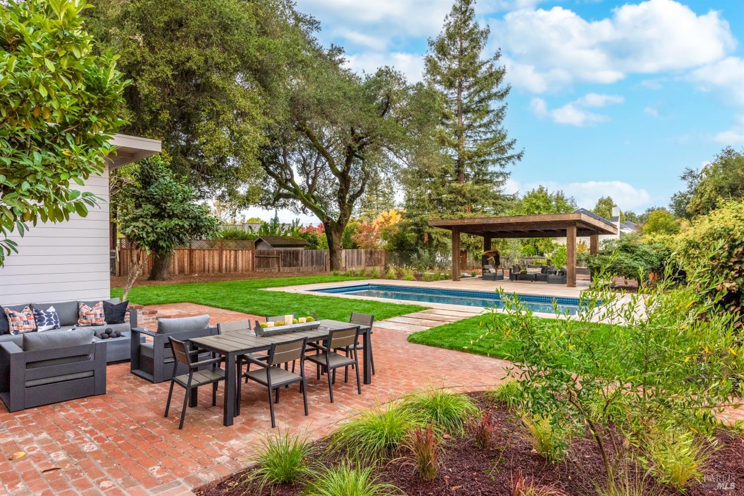Detail Gallery Image 78 of 99 For 681 S Fitch Mountain Rd, Healdsburg,  CA 95448 - 5 Beds | 4 Baths