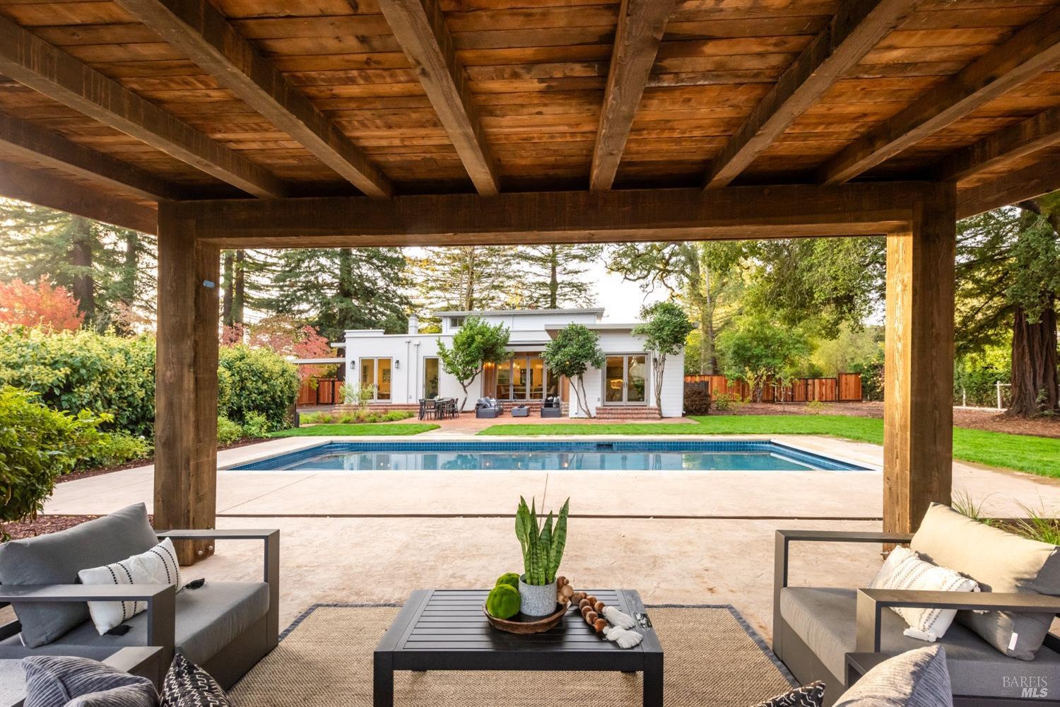 Detail Gallery Image 76 of 99 For 681 S Fitch Mountain Rd, Healdsburg,  CA 95448 - 5 Beds | 4 Baths