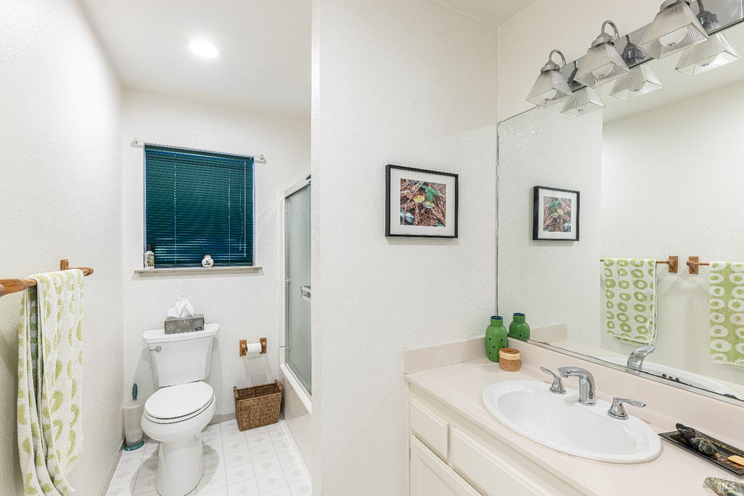 Detail Gallery Image 30 of 44 For 22111 Umland Cir, Jenner,  CA 95450 - 3 Beds | 2 Baths