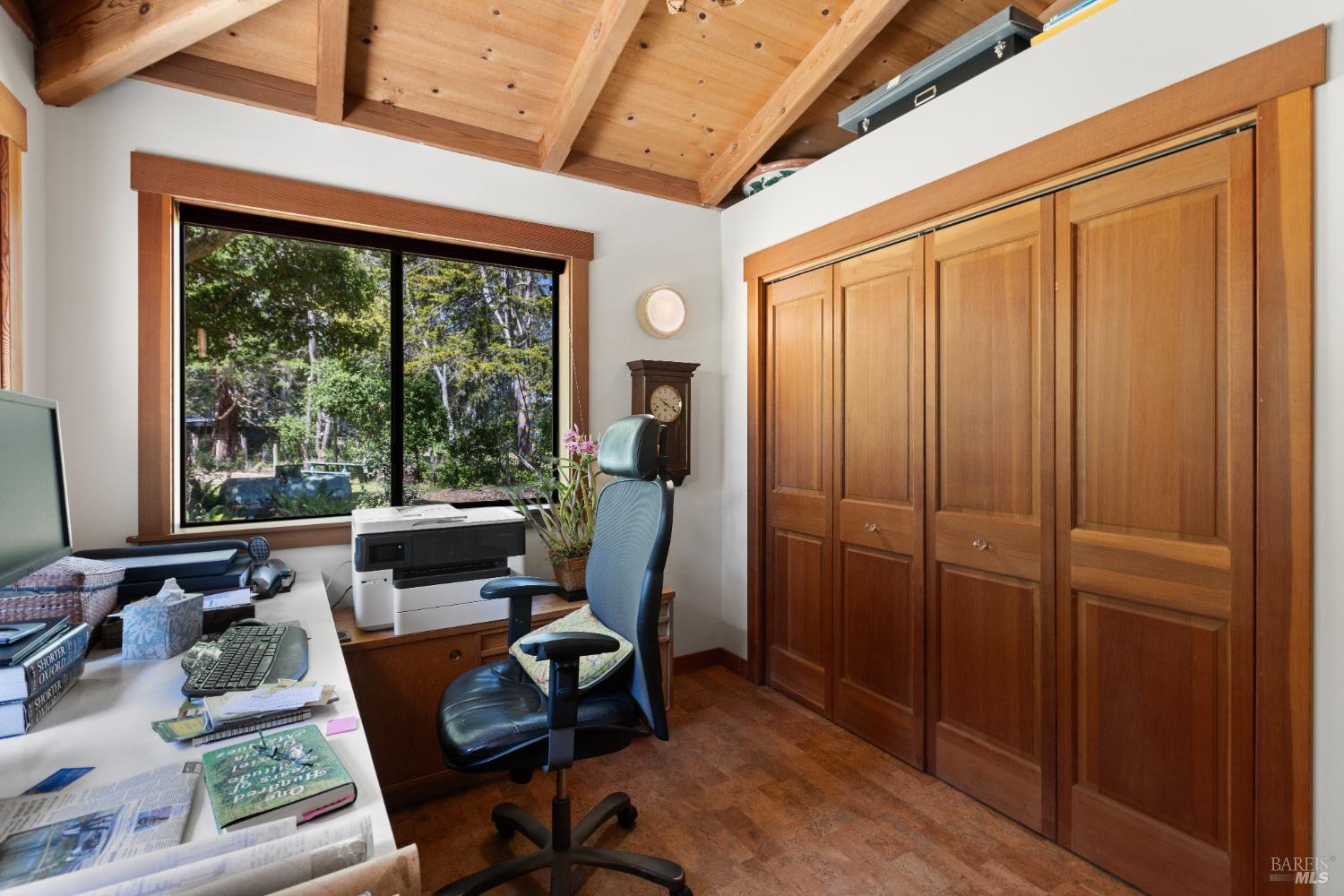 Detail Gallery Image 18 of 53 For 7 Linsdale Ln, Point Reyes Station,  CA 94956 - 3 Beds | 2 Baths