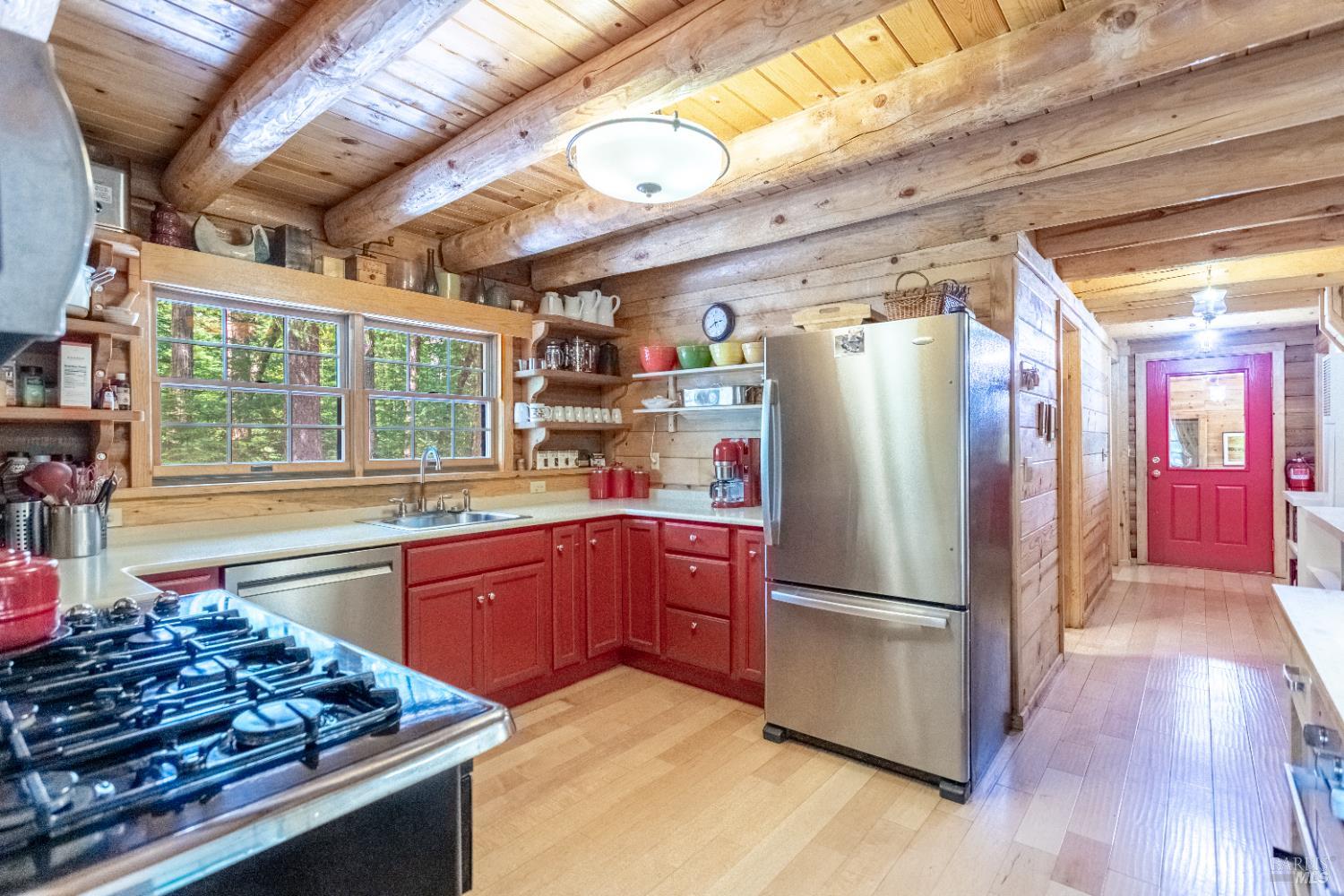 Detail Gallery Image 12 of 49 For 9547 Grassland Ct, Shingletown,  CA 96088 - 5 Beds | 4 Baths