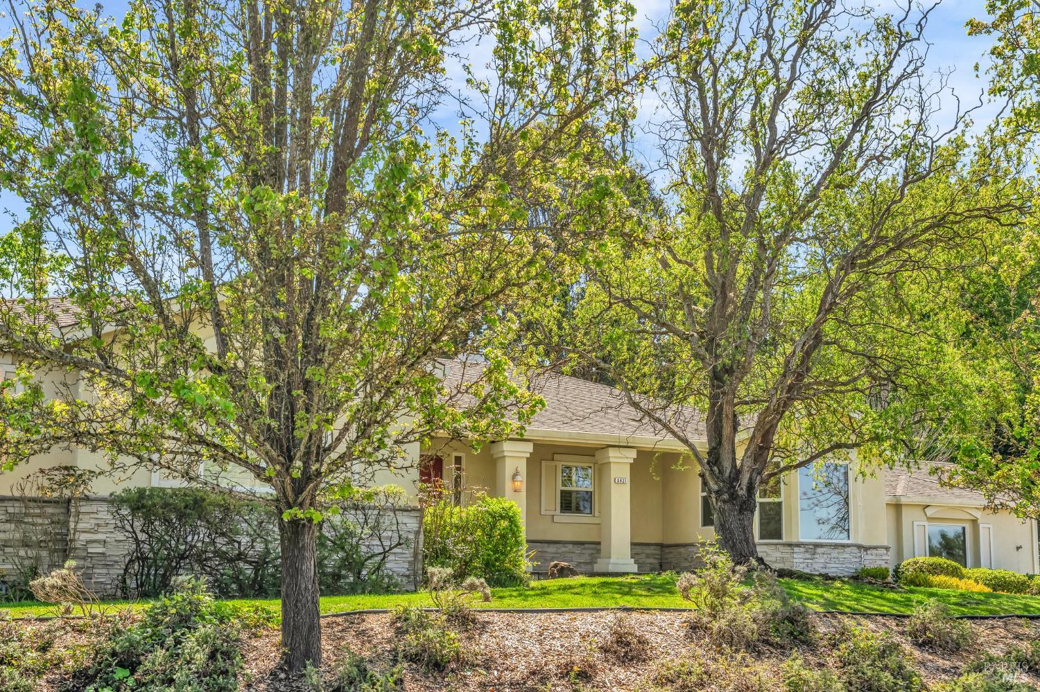 Detail Gallery Image 2 of 58 For 3431 Terra Linda Dr, Santa Rosa,  CA 95404 - 3 Beds | 3/1 Baths