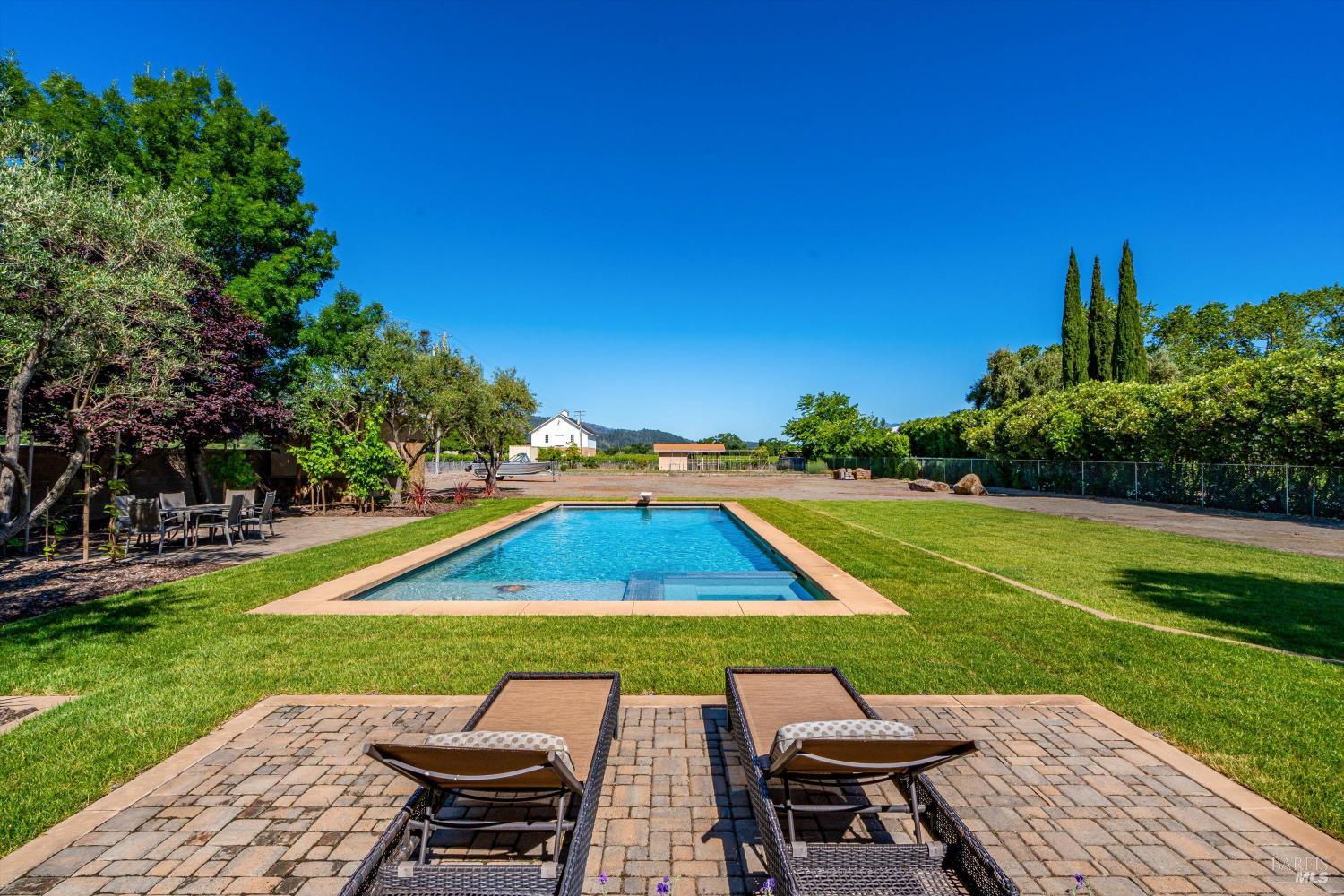 Detail Gallery Image 46 of 54 For 466 Pratt Ave, Saint Helena,  CA 94574 - 4 Beds | 4/1 Baths