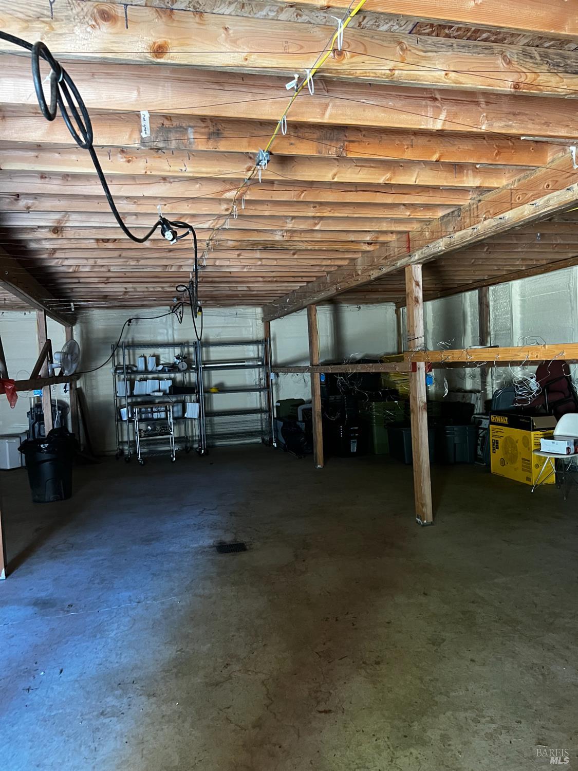 Detail Gallery Image 39 of 43 For 79005 Highway 271 Unkn, Piercy,  CA 95587 - 2 Beds | 1 Baths