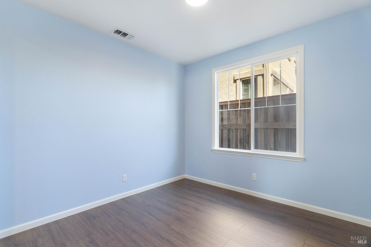 Solitude Court, Vallejo, California image 7