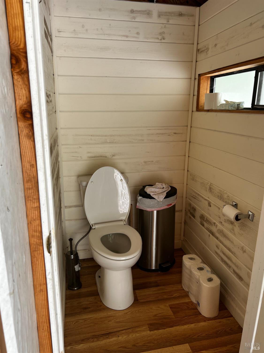 Detail Gallery Image 32 of 43 For 79005 Highway 271 Unkn, Piercy,  CA 95587 - 2 Beds | 1 Baths