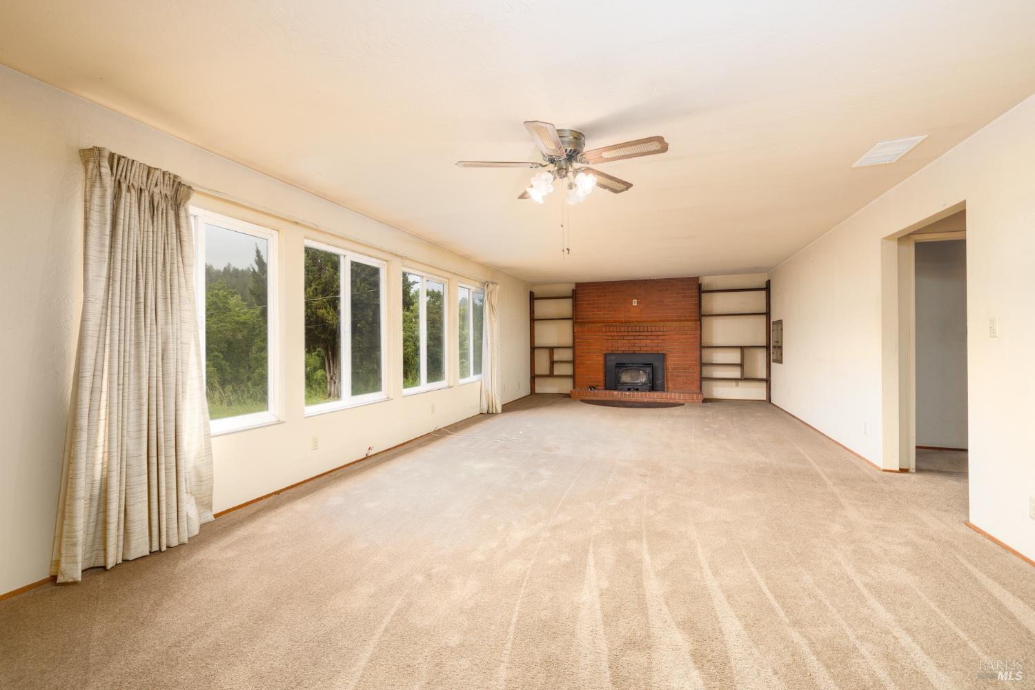 Detail Gallery Image 9 of 25 For 6680 Giovanetti Rd, Forestville,  CA 95436 - 3 Beds | 2 Baths