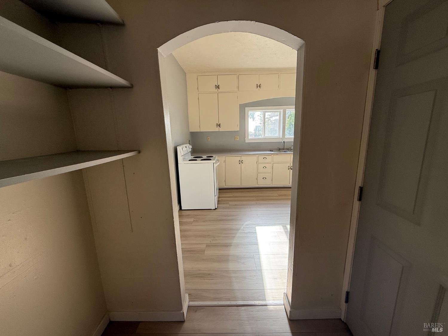 Detail Gallery Image 6 of 24 For 517 S Lincoln St, Fort Bragg,  CA 95437 - 3 Beds | 1 Baths
