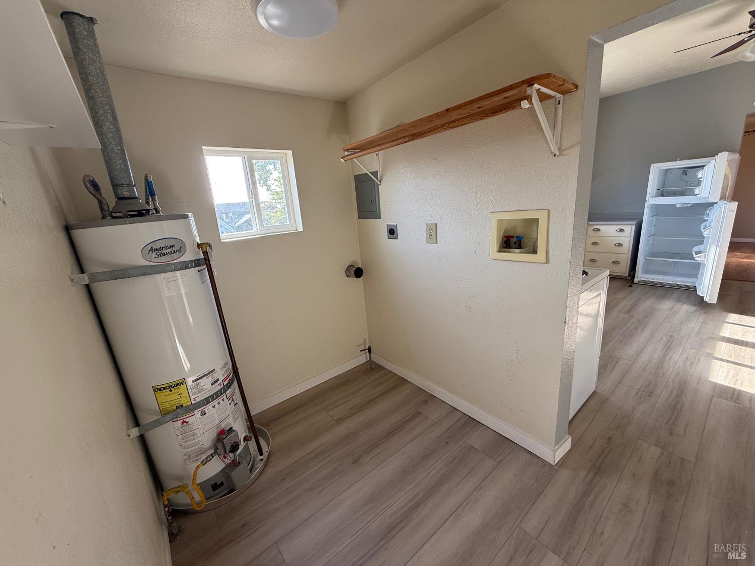 Detail Gallery Image 9 of 24 For 517 S Lincoln St, Fort Bragg,  CA 95437 - 3 Beds | 1 Baths
