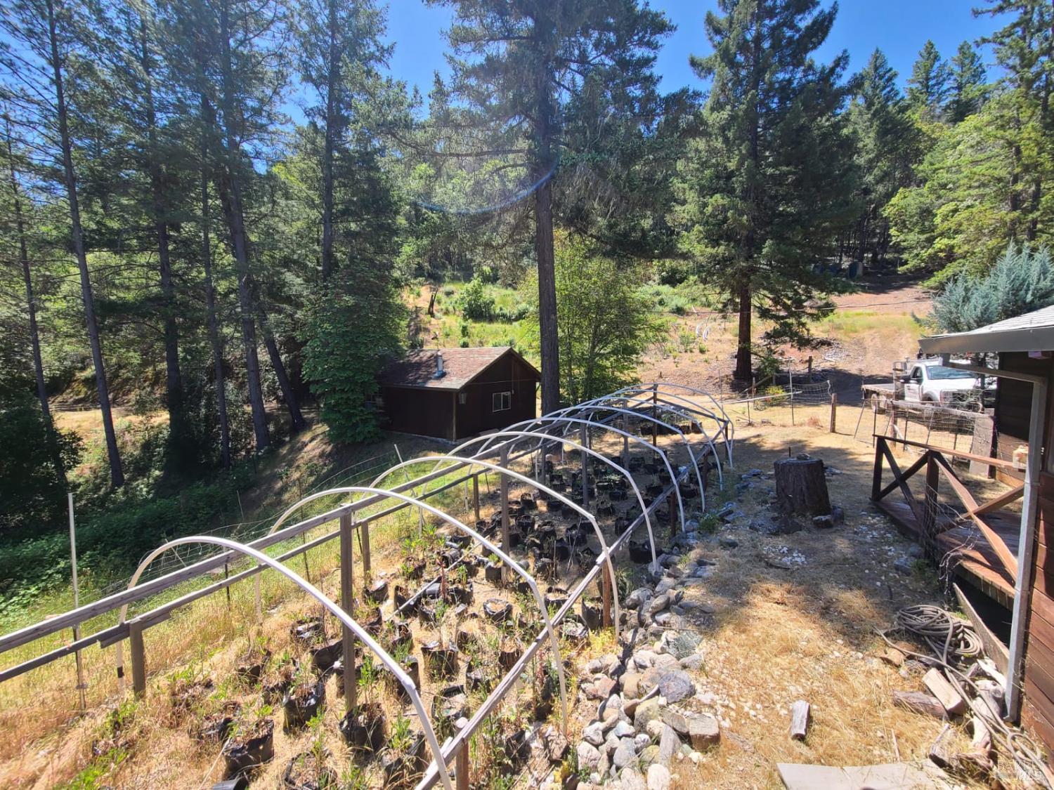 Detail Gallery Image 19 of 27 For 3620 Eel River Ranch Rd, Covelo,  CA 95428 - 2 Beds | 1 Baths