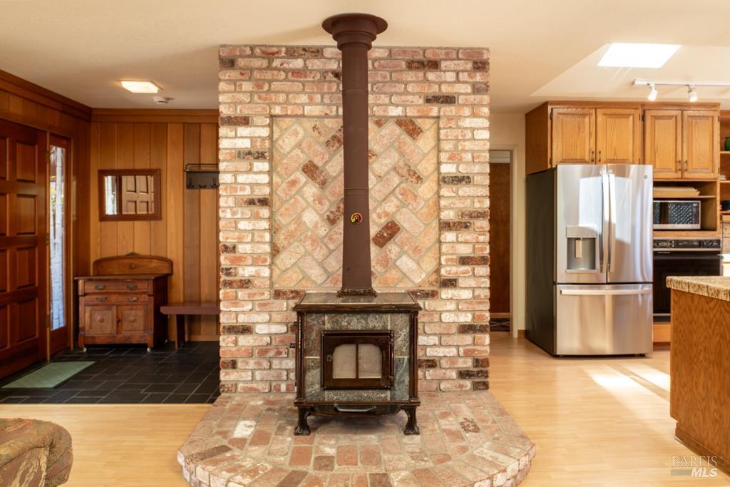 Detail Gallery Image 6 of 48 For 170 Ebbing Way, Fort Bragg,  CA 95437 - 2 Beds | 2 Baths