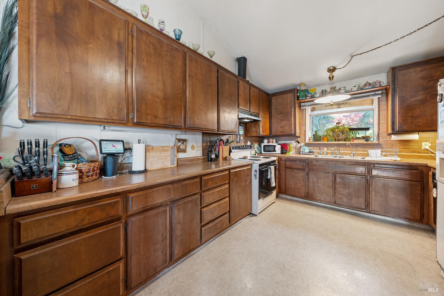 Detail Gallery Image 10 of 34 For 9559 Tenaya Way, Kelseyville,  CA 95451 - 2 Beds | 1/1 Baths