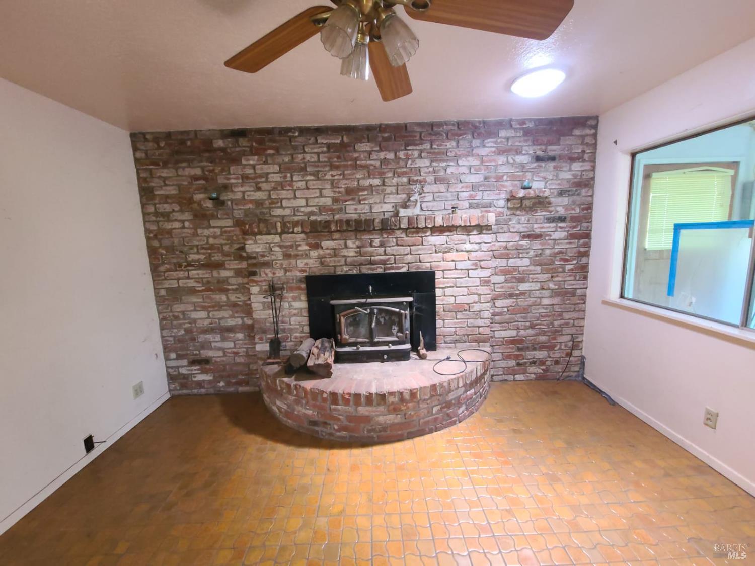 Detail Gallery Image 2 of 27 For 3620 Eel River Ranch Rd, Covelo,  CA 95428 - 2 Beds | 1 Baths