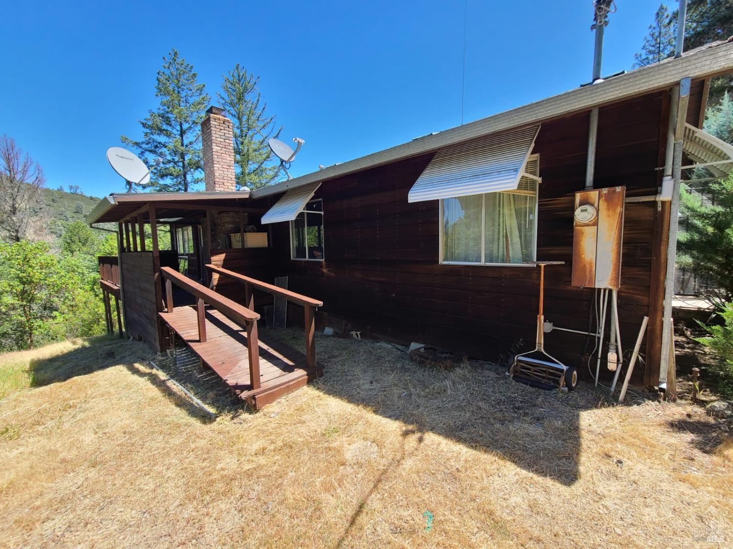 Detail Gallery Image 14 of 27 For 3620 Eel River Ranch Rd, Covelo,  CA 95428 - 2 Beds | 1 Baths