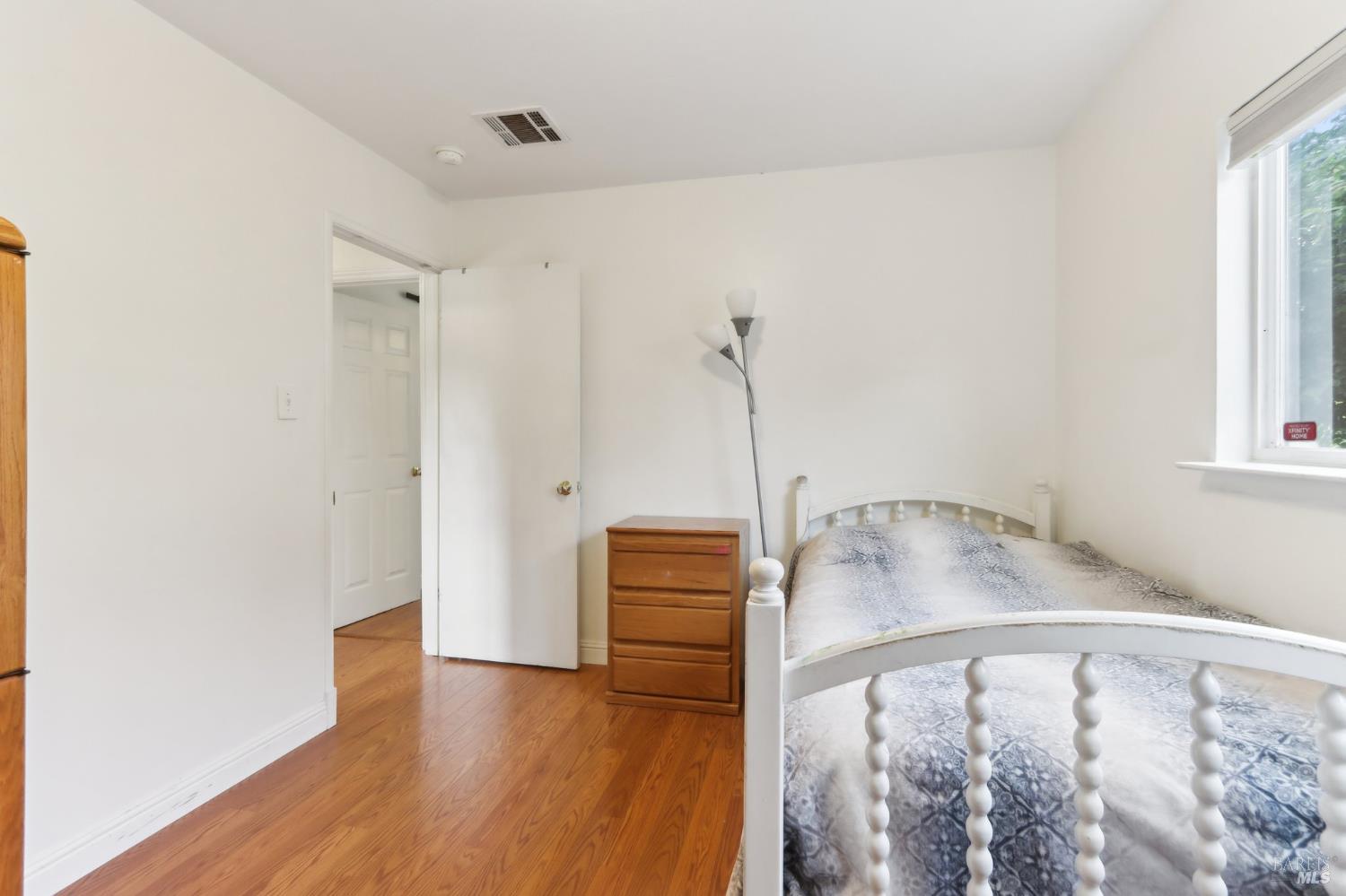 Detail Gallery Image 16 of 31 For 3484 Hillsborough Dr, Concord,  CA 94520 - 3 Beds | 2 Baths