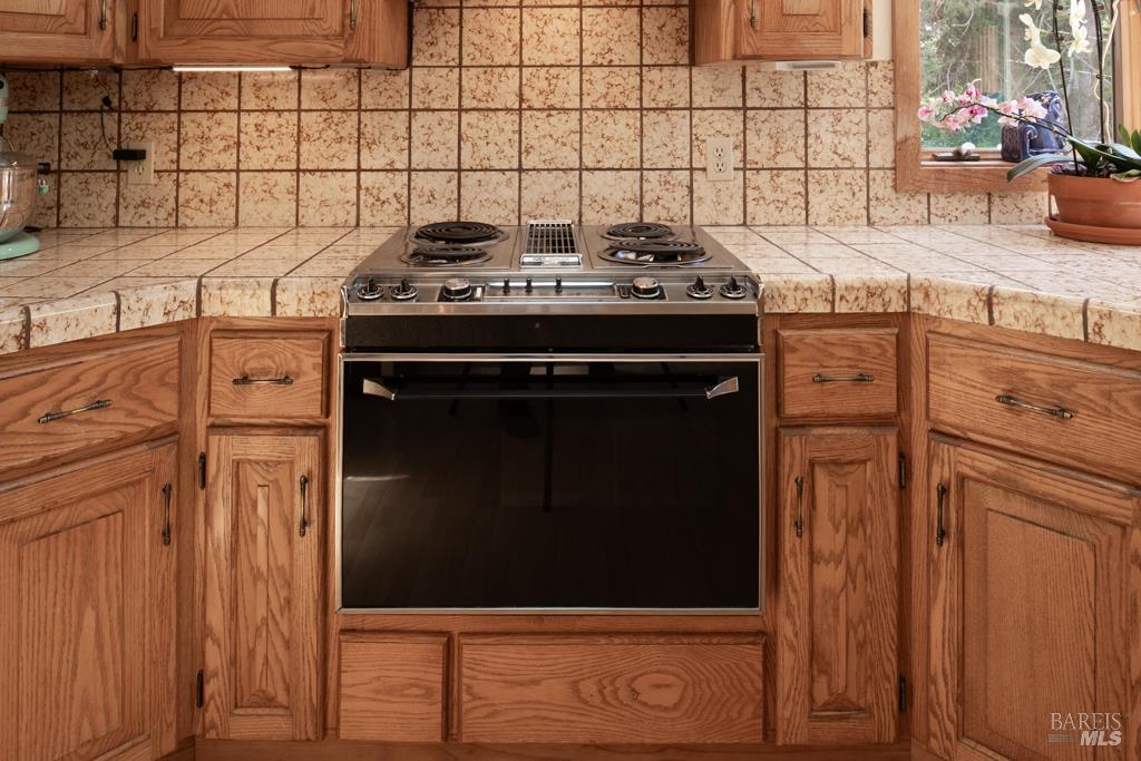 Detail Gallery Image 17 of 48 For 170 Ebbing Way, Fort Bragg,  CA 95437 - 2 Beds | 2 Baths