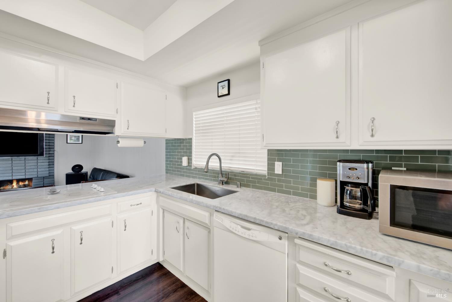 Detail Gallery Image 28 of 56 For 3741 Sierrawood Ct, Concord,  CA 94519 - 3 Beds | 2 Baths