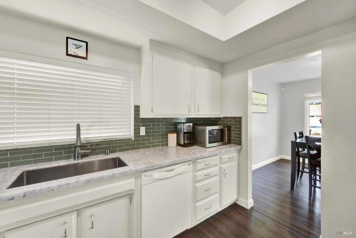 Detail Gallery Image 24 of 56 For 3741 Sierrawood Ct, Concord,  CA 94519 - 3 Beds | 2 Baths