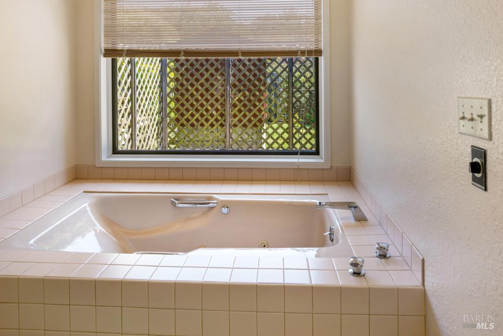 Detail Gallery Image 25 of 48 For 170 Ebbing Way, Fort Bragg,  CA 95437 - 2 Beds | 2 Baths