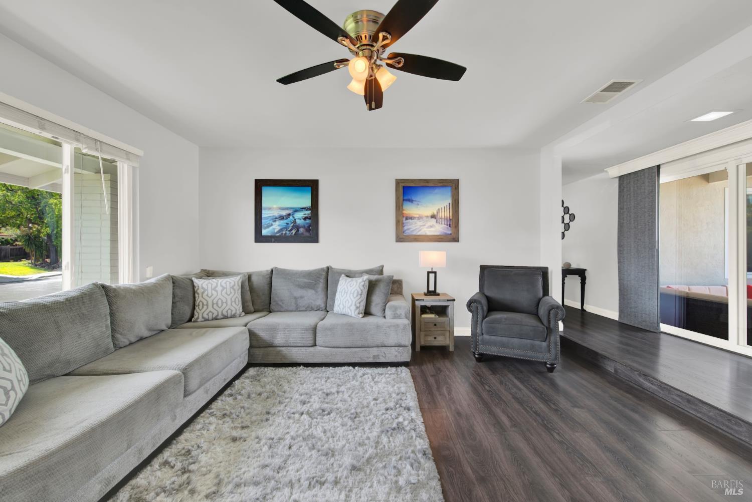 Detail Gallery Image 15 of 56 For 3741 Sierrawood Ct, Concord,  CA 94519 - 3 Beds | 2 Baths