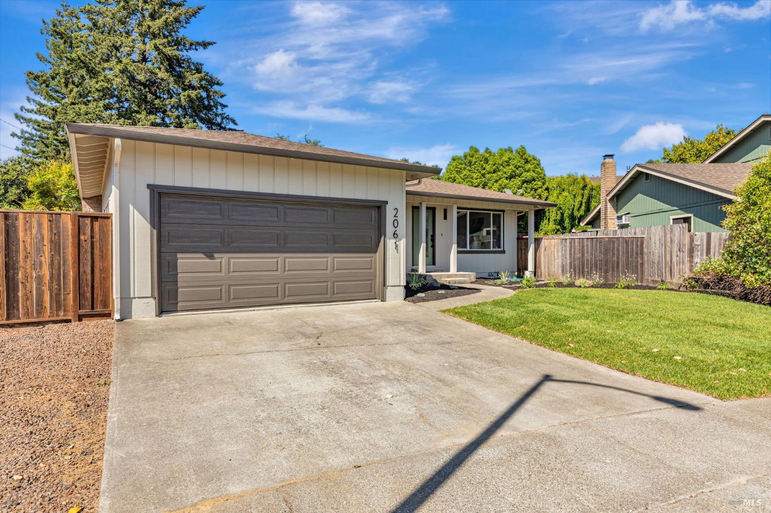 Leonard Avenue, Santa Rosa, California image 3