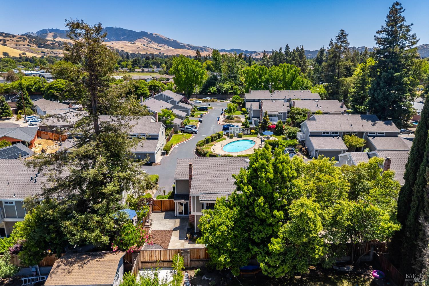 Detail Gallery Image 74 of 83 For 118 Summerwood Pl, Concord,  CA 94518 - 3 Beds | 2/1 Baths