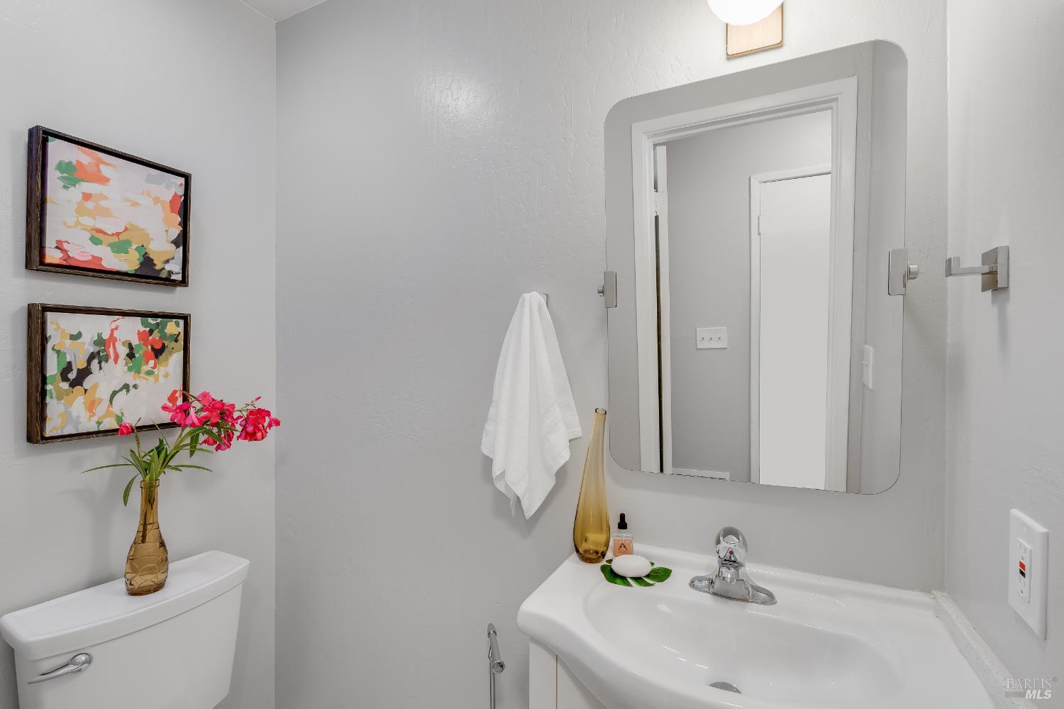 Detail Gallery Image 5 of 83 For 118 Summerwood Pl, Concord,  CA 94518 - 3 Beds | 2/1 Baths