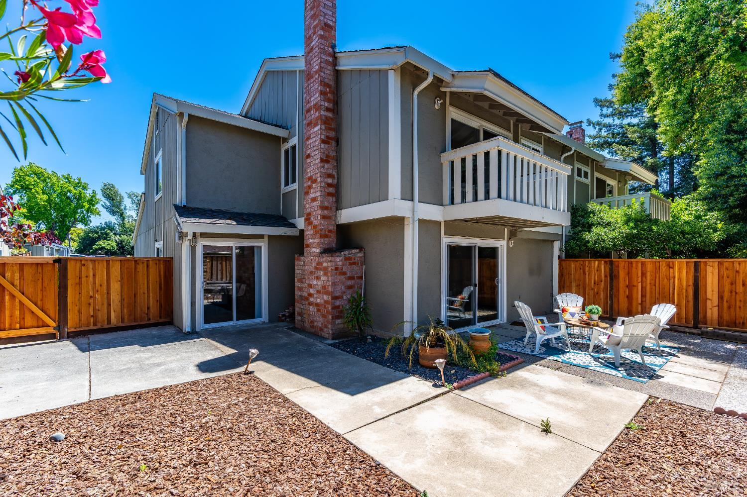 Detail Gallery Image 60 of 83 For 118 Summerwood Pl, Concord,  CA 94518 - 3 Beds | 2/1 Baths
