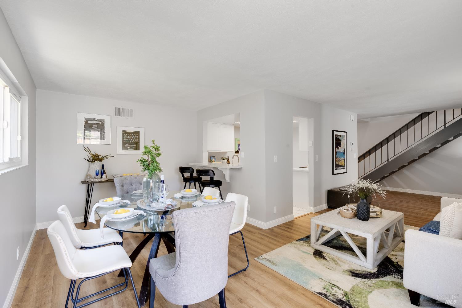 Detail Gallery Image 11 of 83 For 118 Summerwood Pl, Concord,  CA 94518 - 3 Beds | 2/1 Baths
