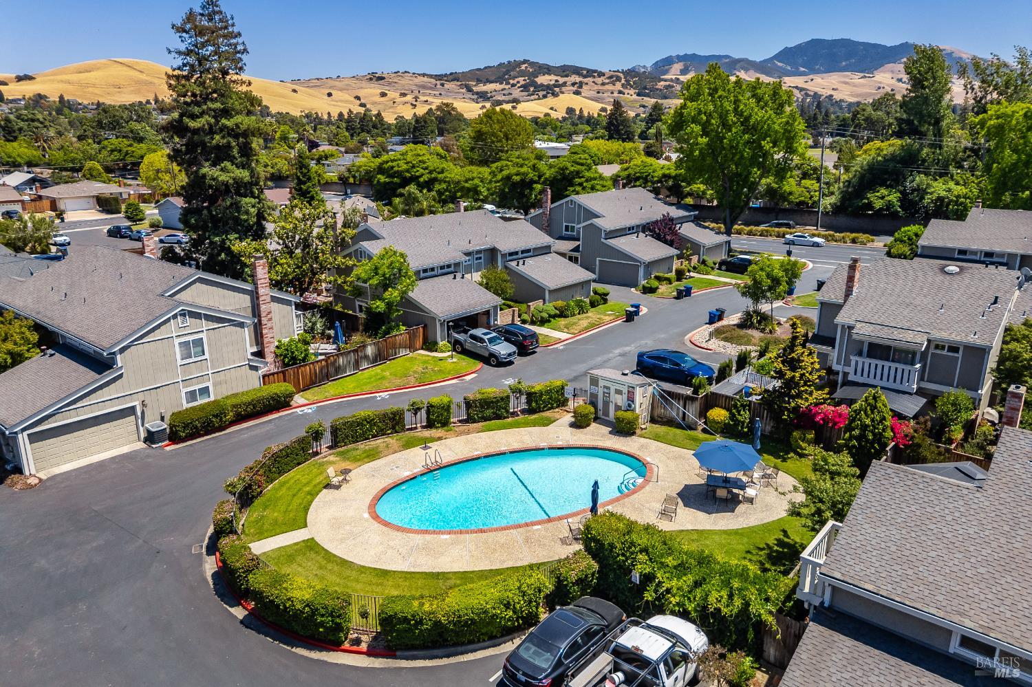 Detail Gallery Image 68 of 83 For 118 Summerwood Pl, Concord,  CA 94518 - 3 Beds | 2/1 Baths